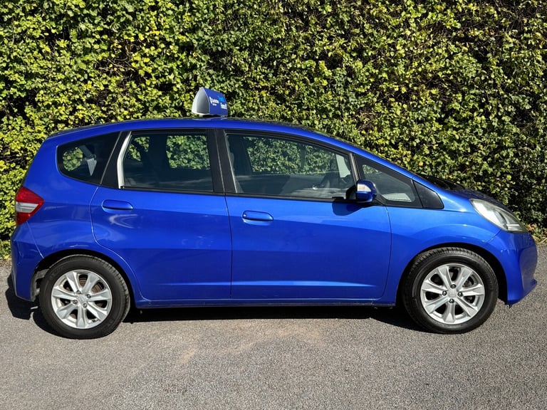2012 Honda Jazz 1.4 i-VTEC ES 5dr HATCHBACK Petrol Manual