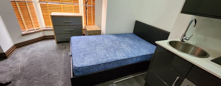 DSS 1 Bedroom Studio Flats - To Let - Bills Included 