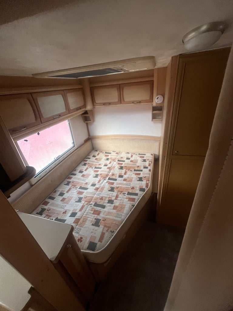 2007 fixed bed elddis caravan 4 berth touring caravan