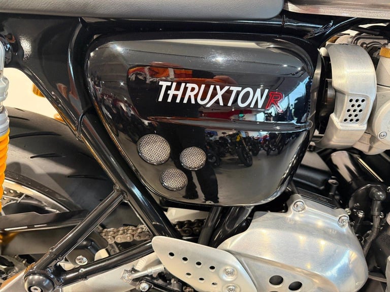 2019 TRIUMPH THRUXTON 1200 R, '19 Plate with 4592 miles