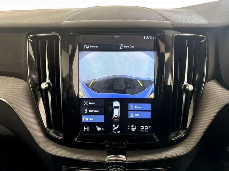 2018 Volvo XC60 2.0 D4 R DESIGN 5dr AWD Geartronic ESTATE DIESEL Automatic