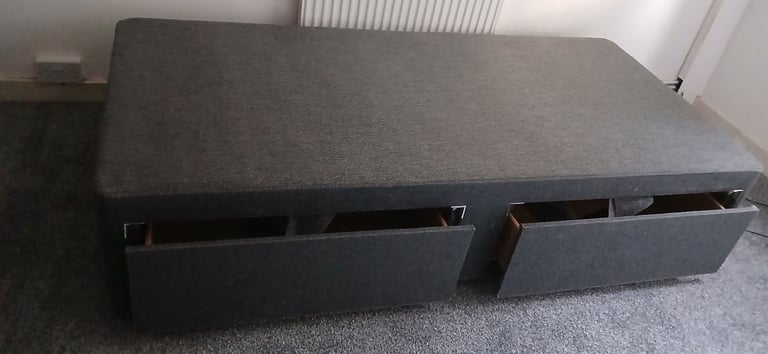 Brand new single bed and Hovac mattress for sale