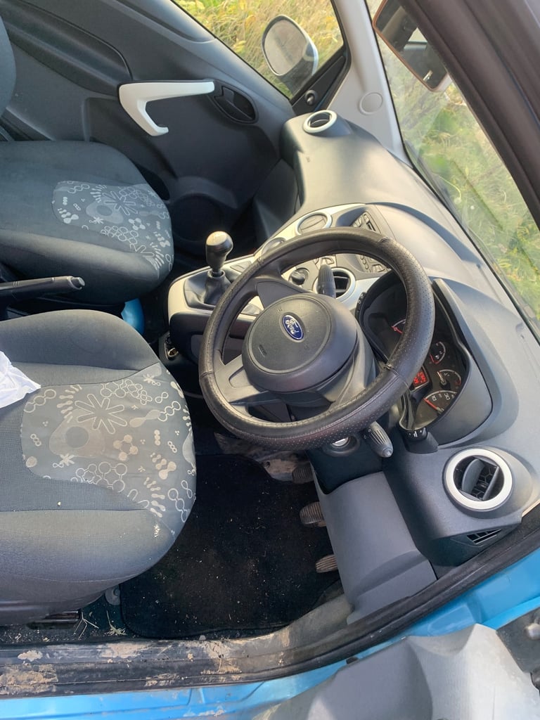 Ford, KA, Hatchback, 2013, Manual, 1242 (cc), 3 doors