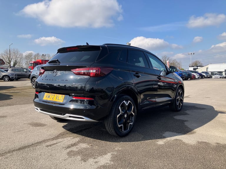 2022 Vauxhall Grandland 1.2 Turbo Ultimate 5dr Hatchback PETROL Manual