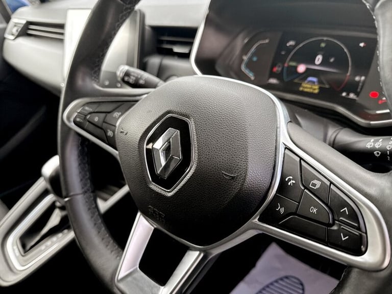 2021 Renault Clio 1.6 E-TECH Hybrid 140 Iconic 5dr Auto HATCHBACK PETROL/ELECTRIC Automatic