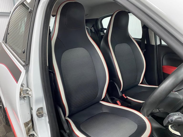 2015 Renault Twingo 0.9 TCe ENERGY Dynamique S Euro 6 (s/s) 5dr HATCHBACK Petrol Manual