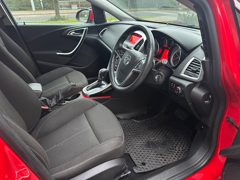 2014 Vauxhall Astra 1.6 16v SRi Auto Euro 5 5dr Petrol