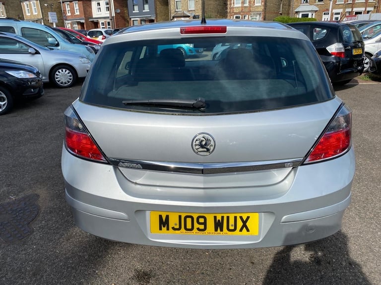 2009 Vauxhall Astra 1.6i 16V Design [115] 5dr HATCHBACK Petrol Manual