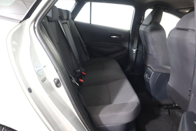 2021 Toyota Corolla 1.8 VVT-h Icon Tech Touring Sports CVT Euro 6 (s/s) 5dr Estate PETROL/ELECTRI...