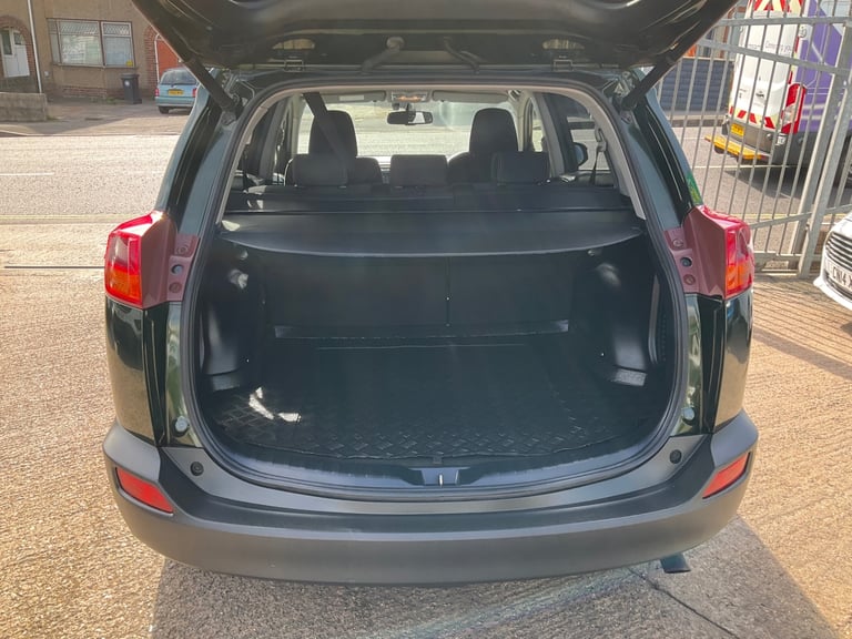 2013 Toyota RAV4 ICON 2.0 D-4D 6 SPEED MANUAL 2WD SUV CAR SUV Diesel Manual