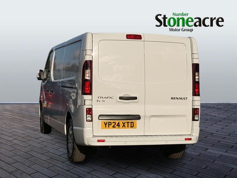 2024 Renault Trafic 2.0 dCi Blue LL30 Extra Panel Van 5dr Diesel Manual L2 H1 Euro 6 (s/s) (130 P...