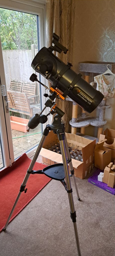 Celestron AstroMaster 114EQ