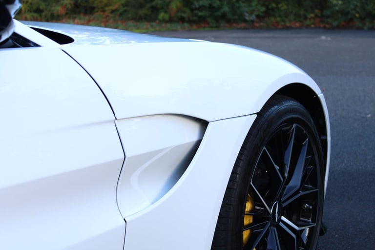  Aston Martin Vantage 4.0 V8 Coupe 2dr Petrol Auto Euro 6 (510 ps) Petrol Automatic