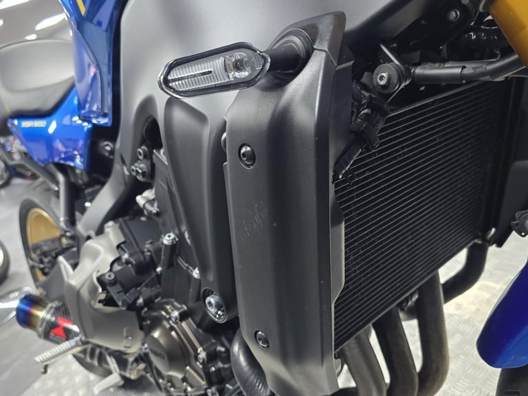 YAMAHA XSR 900