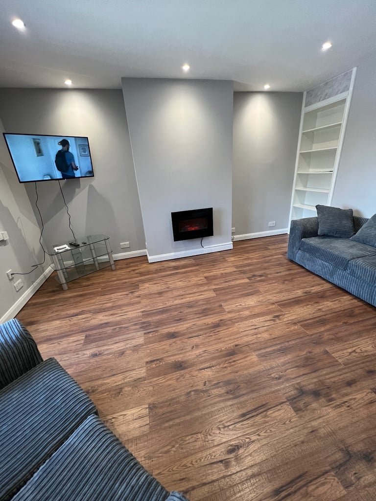 ONE BED FULLY FURNISHED FLAT TO RENT