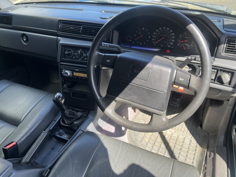 1994 Volvo 940 Wentworth 5dr ESTATE Petrol Manual