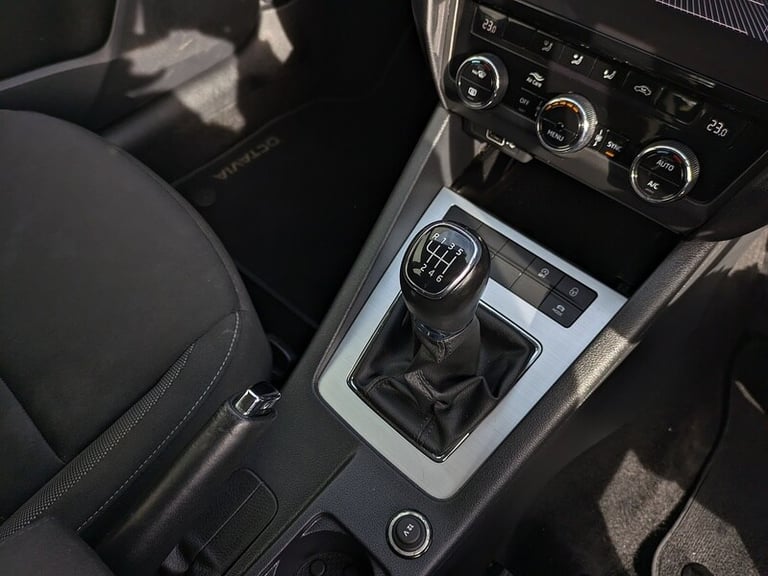 2018 Skoda Octavia 1.4 TSI SE 5dr ESTATE PETROL Manual