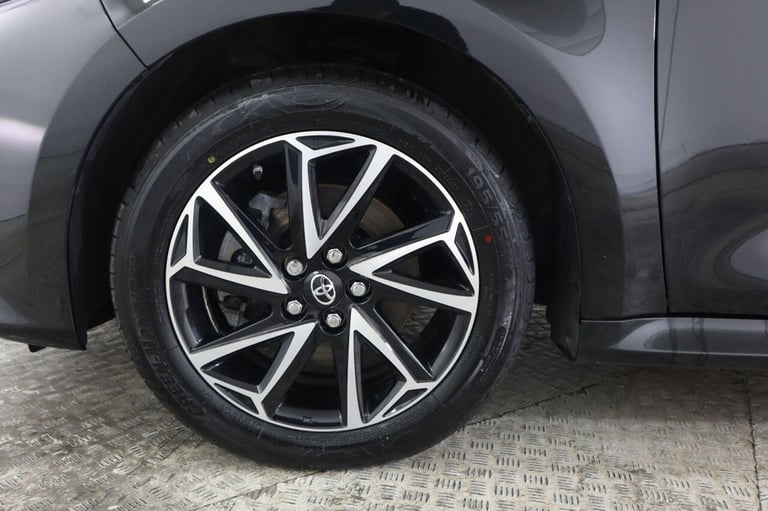 2020 Toyota Yaris 1.5 Hybrid Design 5dr CVT HATCHBACK PETROL/ELECTRIC Automatic