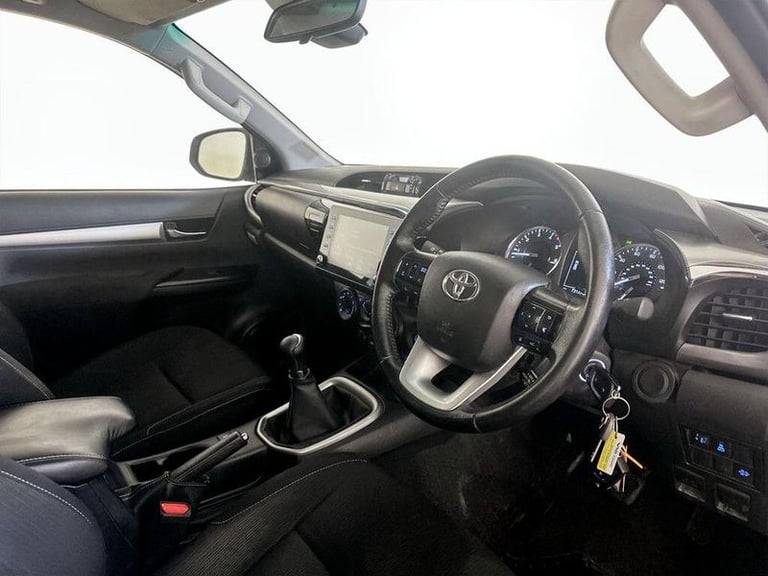 2021 Toyota Hilux Icon D/Cab Pick Up 2.4 D-4D PICK UP DIESEL Manual