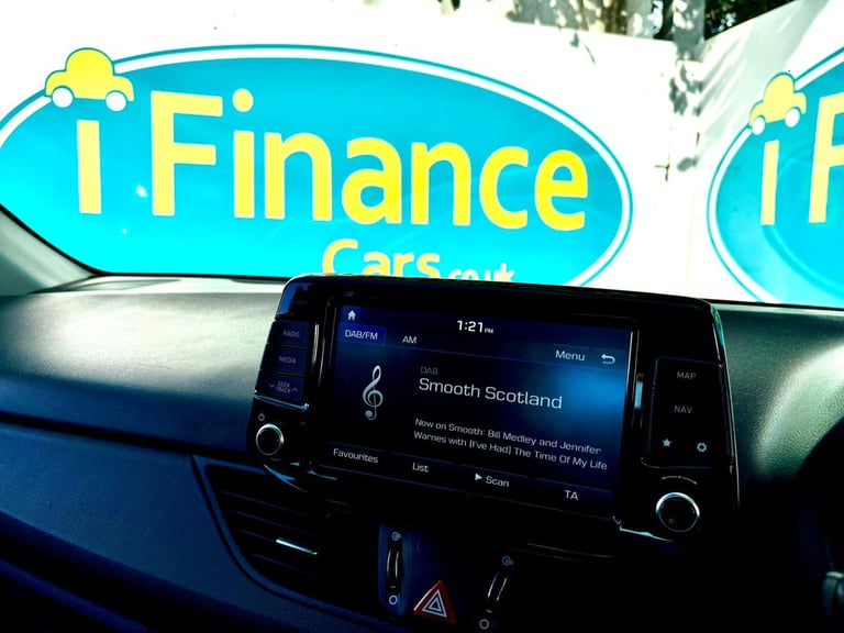 CAN'T GET CREDIT? CALL US! Hyundai i30 1.0 T-GDi SE Nav Blue Drive ISG - £149 DEPOSIT, £63 PER WEEK