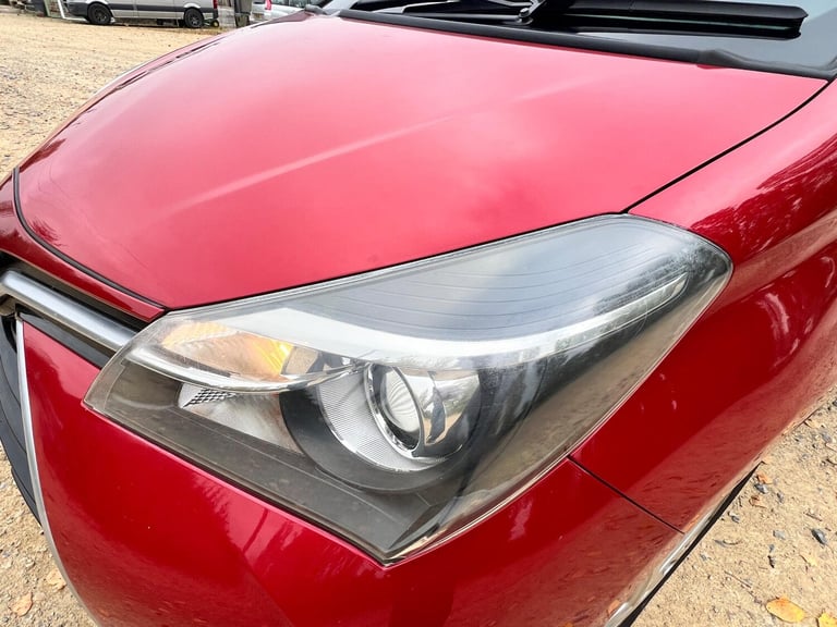 2016 Toyota Yaris 1.5 VVT-h Icon E-CVT Euro 6 5dr HATCHBACK Petrol/Electric Hybrid Automatic