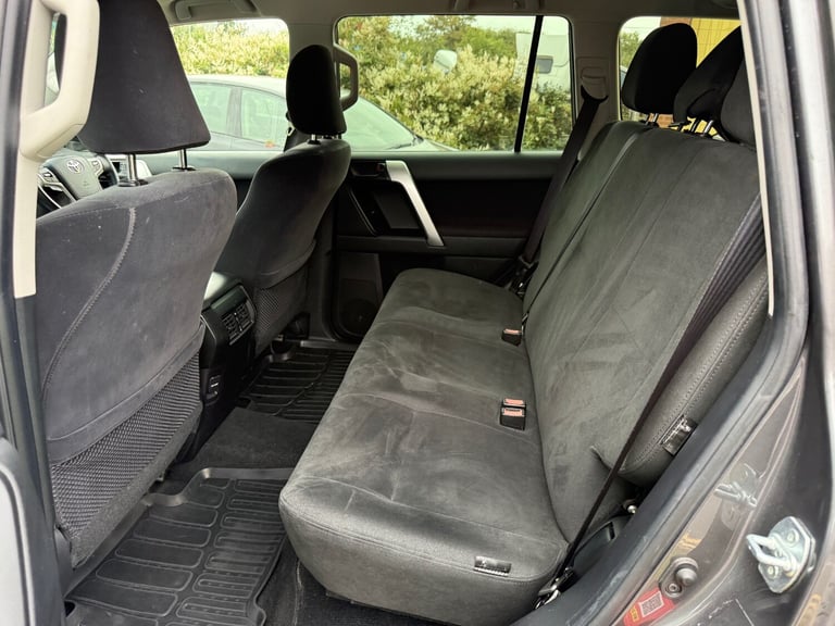 2021 Toyota Land Cruiser 2.8D 204 Active Commercial Auto REAR SEAT CONVERSION 1 OWNER PLUS VAT PA...
