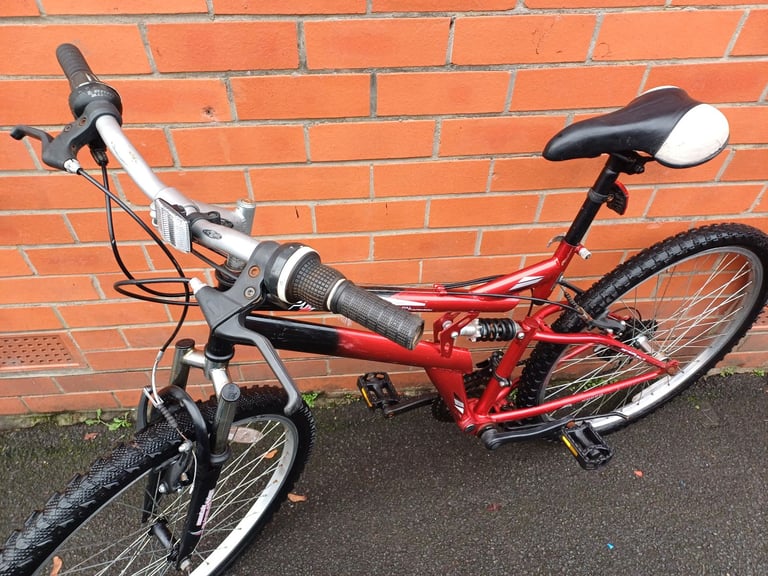 Bentini Phoenix Mountain , City Bike - full suspension , comfortable seat , good brakes .