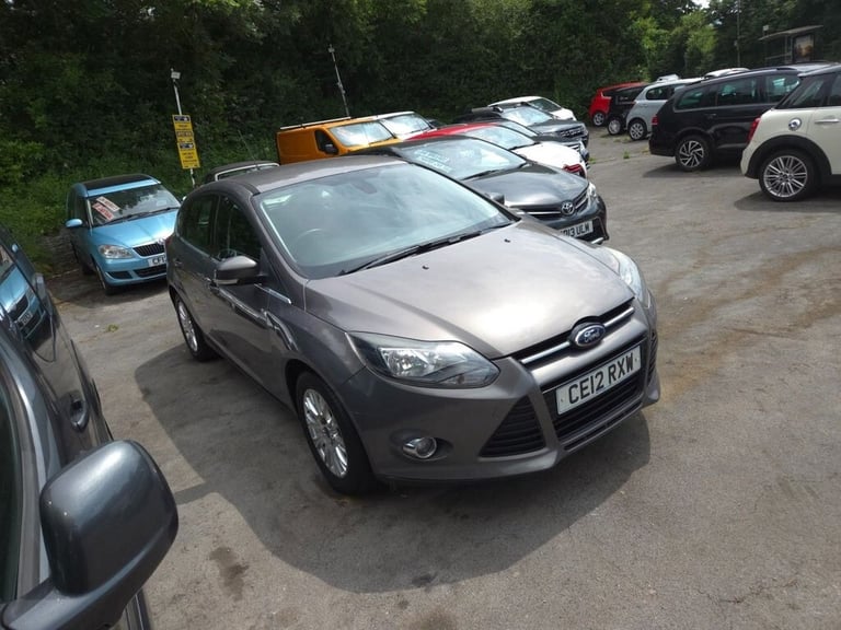 2012 Ford Focus 1.6 Titanium Hatchback 5dr Petrol Manual Euro 5 (125 ps) Hatchback Petrol Manual