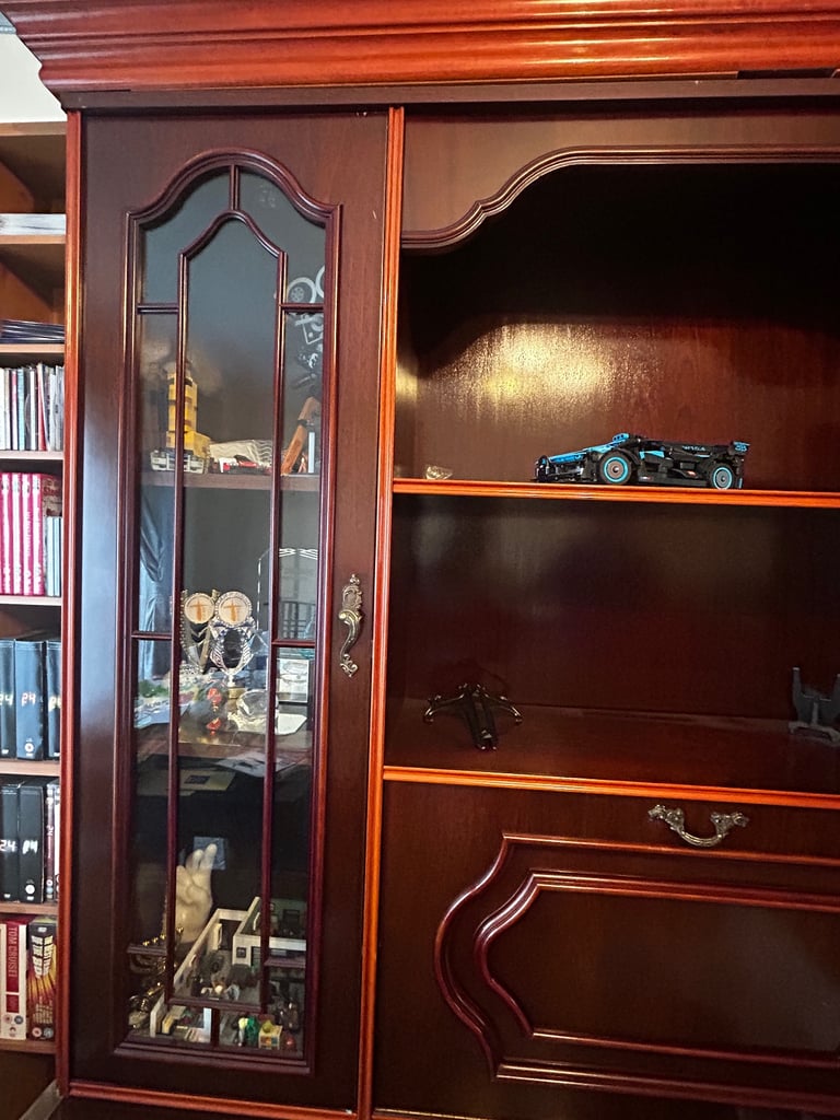 Furniture for free cabinet 