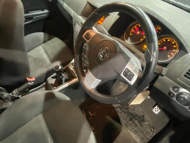 Vauxhall, ASTRA, Hatchback, 2008, Sxi, Full Mot, SH, Ready to Drive Away, Manual, 1598 (cc), 3 doors