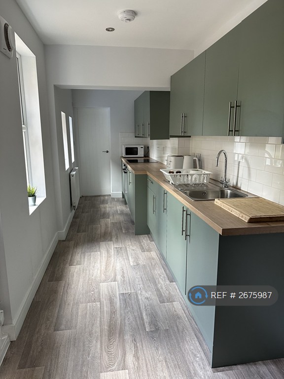 4 bedroom house in Wordsworth Road, Leicester, LE2 (4 bed) (#2675987)