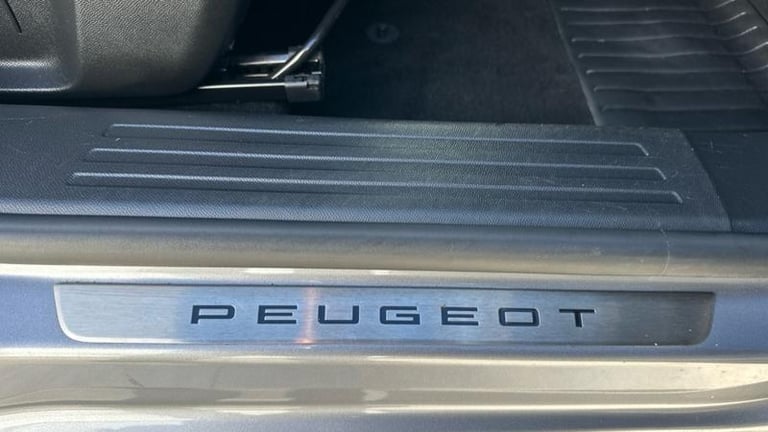 2023 Peugeot 2008 1.2 PureTech GT SUV 5dr Petrol EAT Euro 6 (s/s) (130 ps) Automatic Estate Petro...