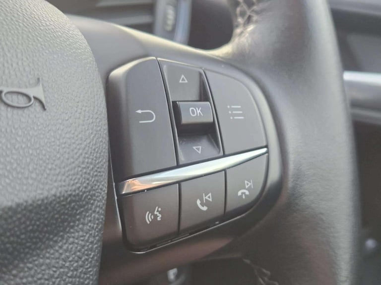 2017 Ford Fiesta 1.1 Ti-VCT Zetec Euro 6 (s/s) 3dr HATCHBACK Petrol Manual