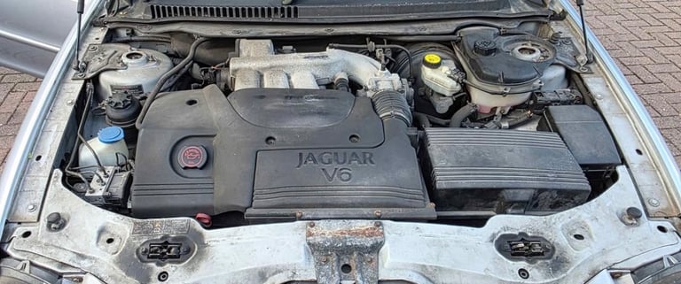 Jaguar V6 X-TYPE, Saloon (2001) for sale! 2 Keys! 