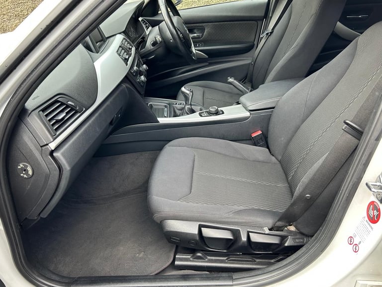 BMW, 3 SERIES, Saloon, 2012, Manual, 1995 (cc), 4 doors