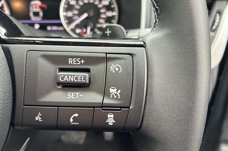 2025 Nissan Qashqai 1.3 DiG-T MH 158 Acenta Premium 5dr Xtronic HATCHBACK PETROL Automatic