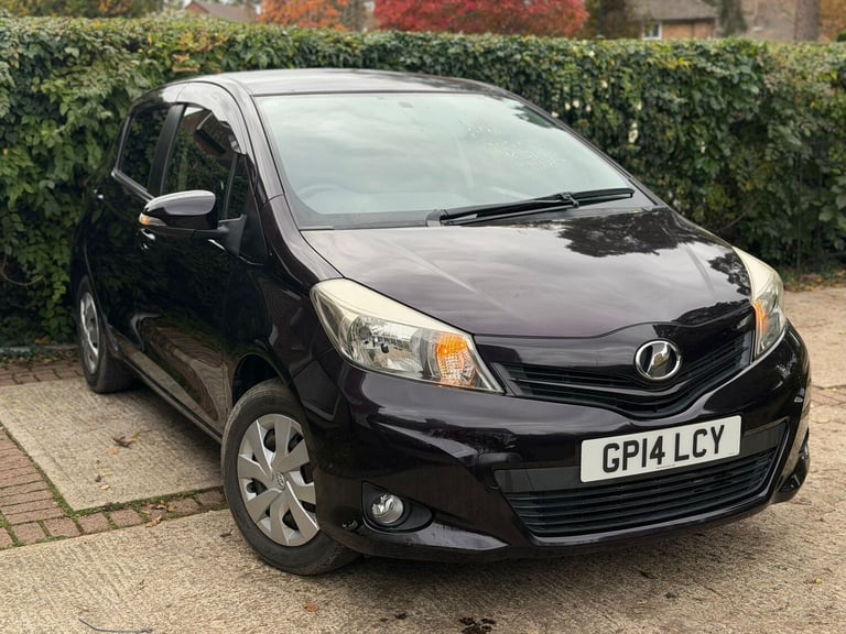 Toyota Yaris / vitz 2014