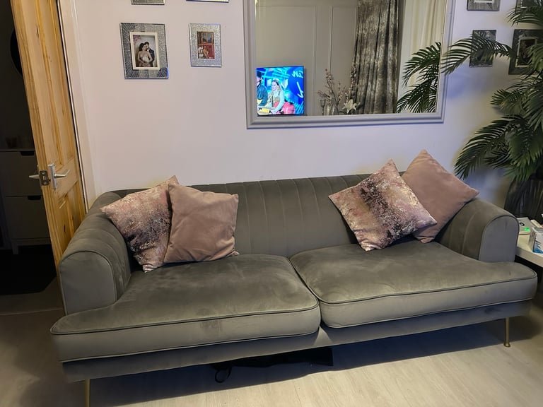 Sofa set | in Hammersmith, London | Gumtree