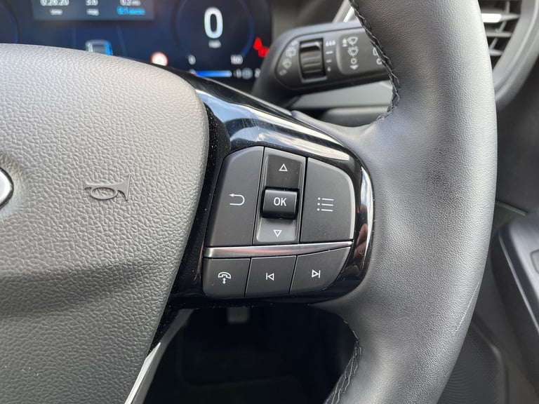  Ford Kuga 2.5 Duratec 14.4kwh Titanium Suv 5dr Petrol Plug In Hybrid CVT Euro