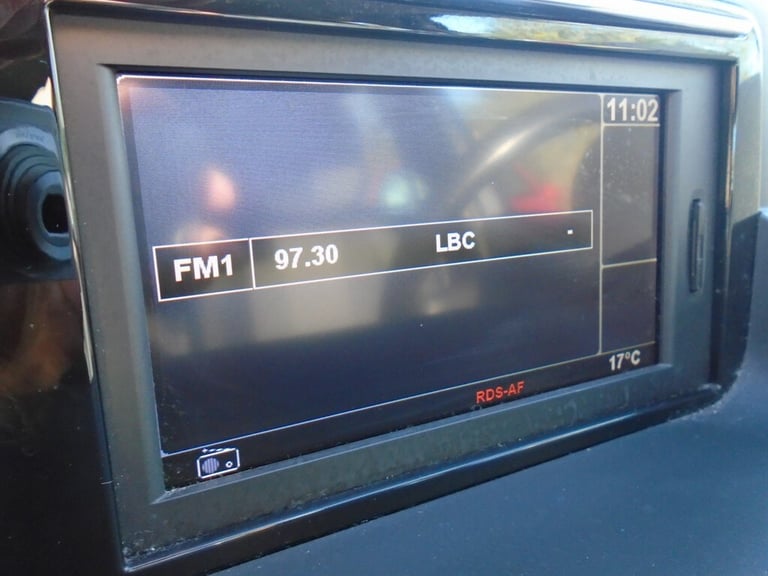 2015 Renault Megane 1.5 dCi Dynamique Nav 5dr HATCHBACK DIESEL Manual