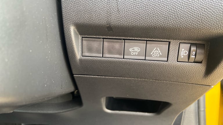 2023 Peugeot 208 1.2 PureTech Allure Premium + Hatchback 5dr Petrol Manual Euro 6 (s/s) (100 Hatc...
