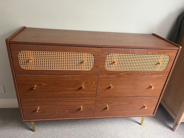 Mid century chest of drawers