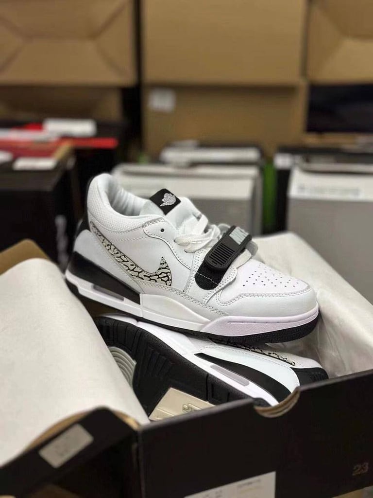 Massive Clear-Out: Brand New Trainers Need a New Home! Many Size!