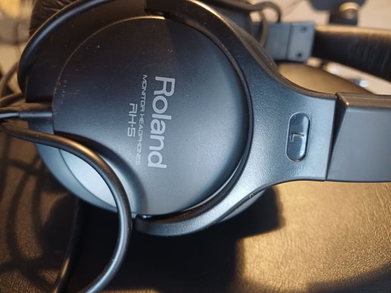 Roland V Drums TD1 electronic drum kit 