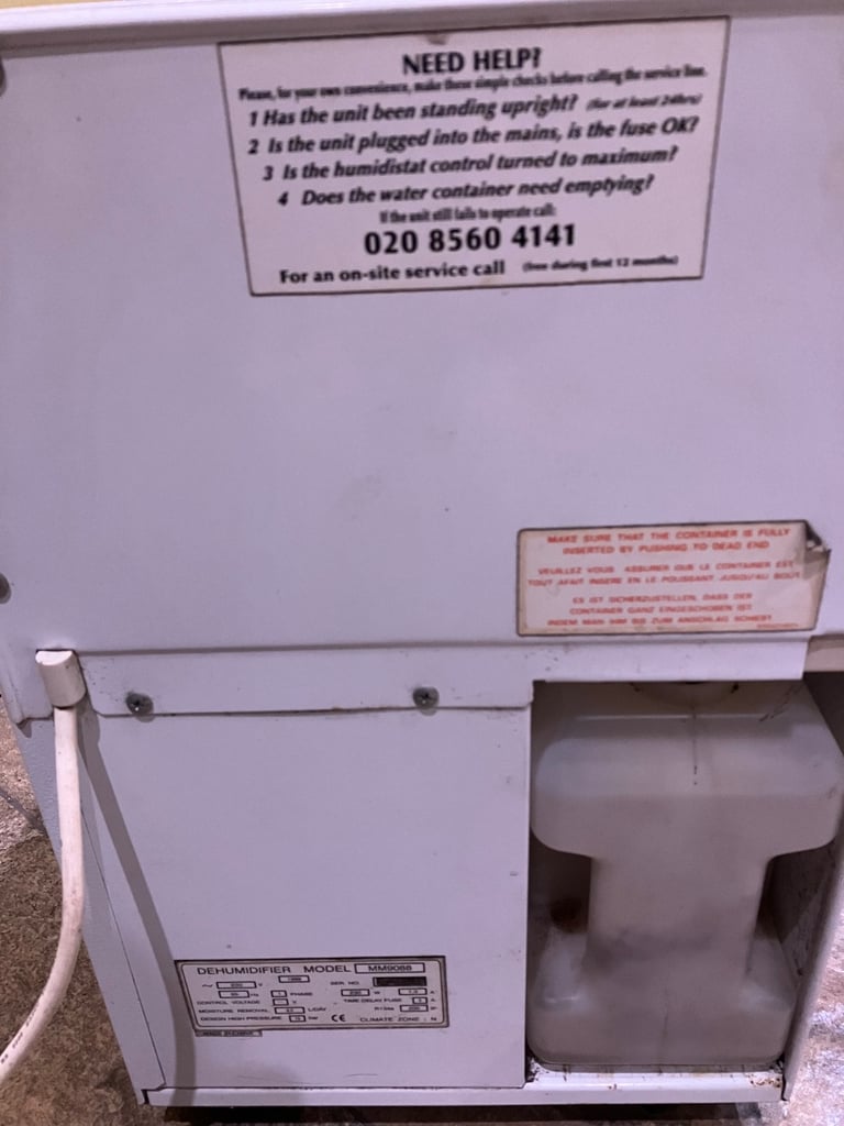 Dehumidifier 
