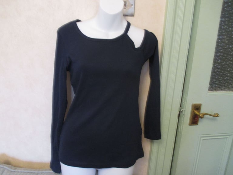 image for NAVY LONG SLEEVED TOP - RAINBOW - NEW