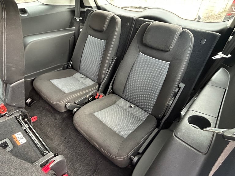 2014 Ford S-Max 1.6 TDCi Zetec 5dr (1 year warranty and breakdown cover) MPV Diesel Manual