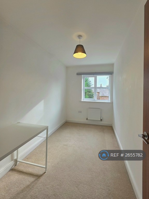 3 bedroom house in Commissioner Square, Paddington, Warrington, WA1 (3 bed) (#2655782)