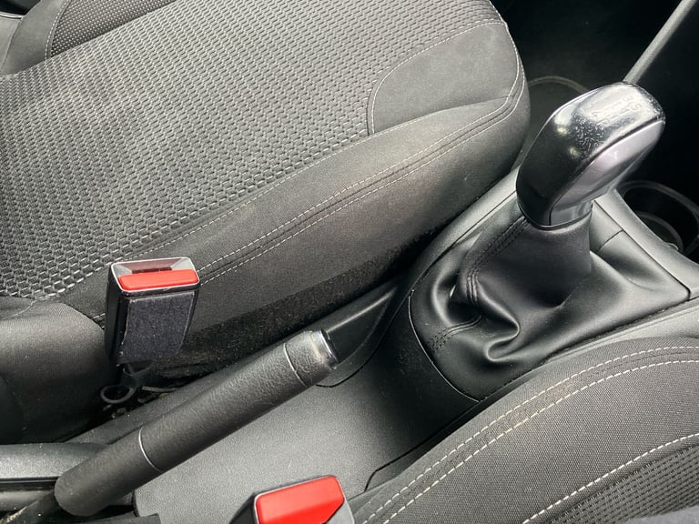 2019 Peugeot 208 1.2 PureTech 82 Tech Edition 5dr [Start Stop] Hatchback Manual