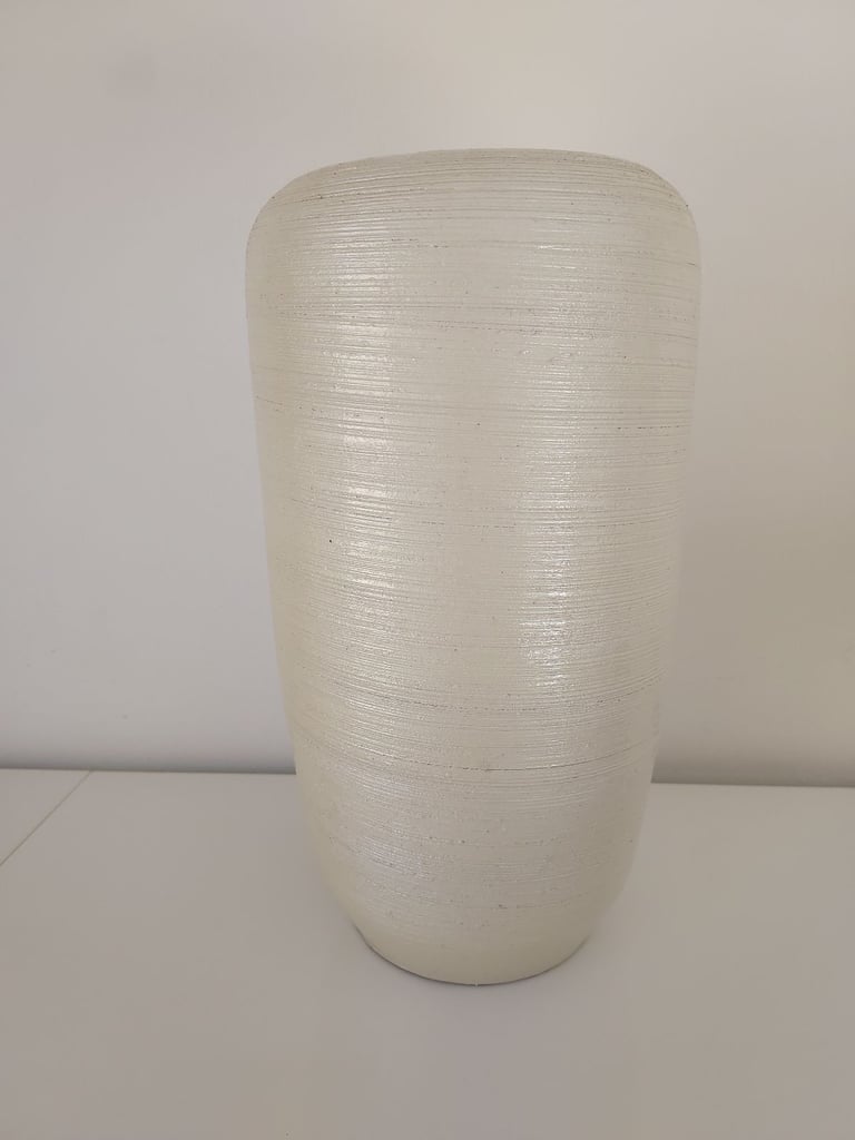 Cream Vase